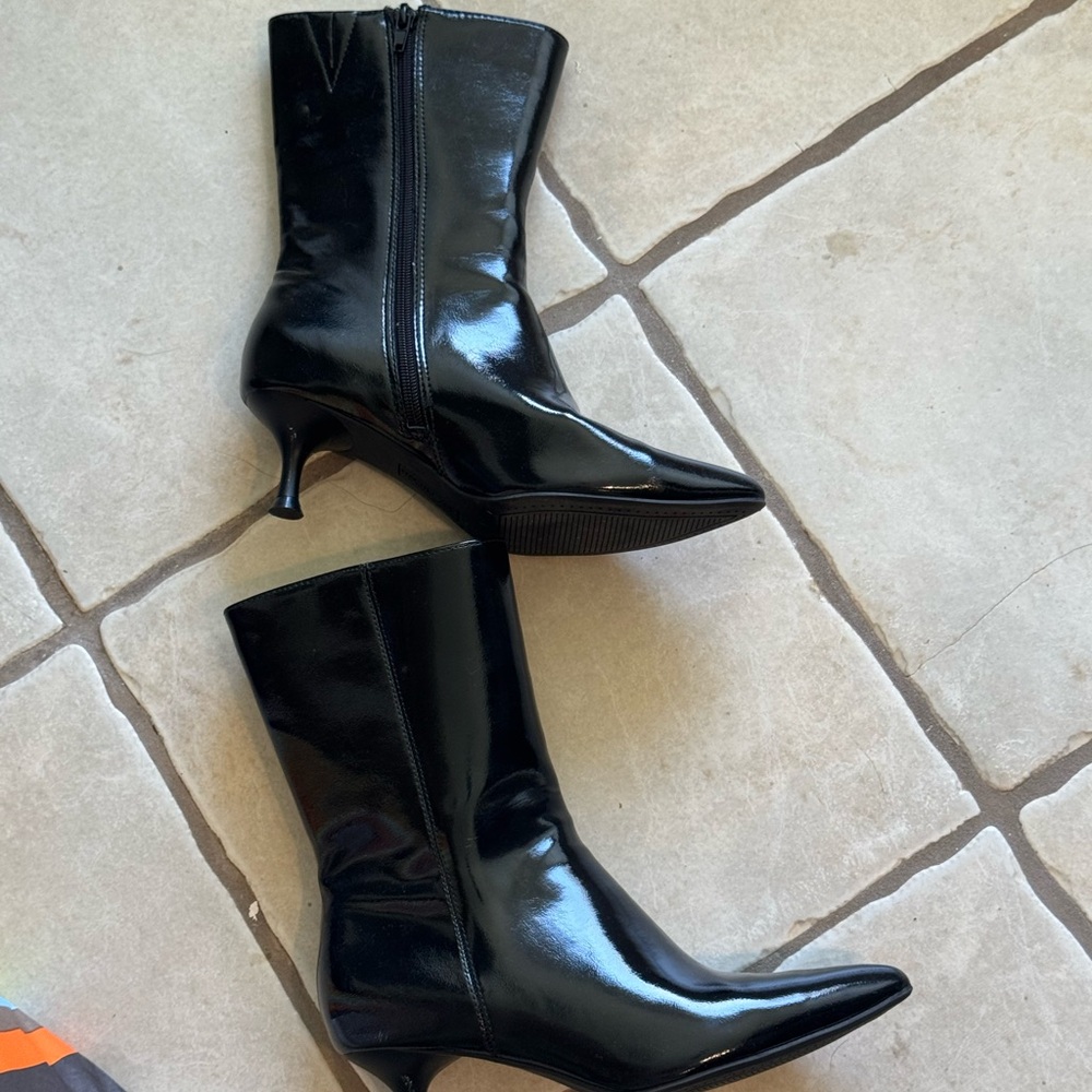 Rachel Zoe Black Patent Pointed-Toe Kitten Heel Ankle Boots